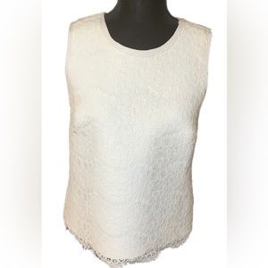 💥2 for $20🔥Forever 21 shell with lace overlay💥